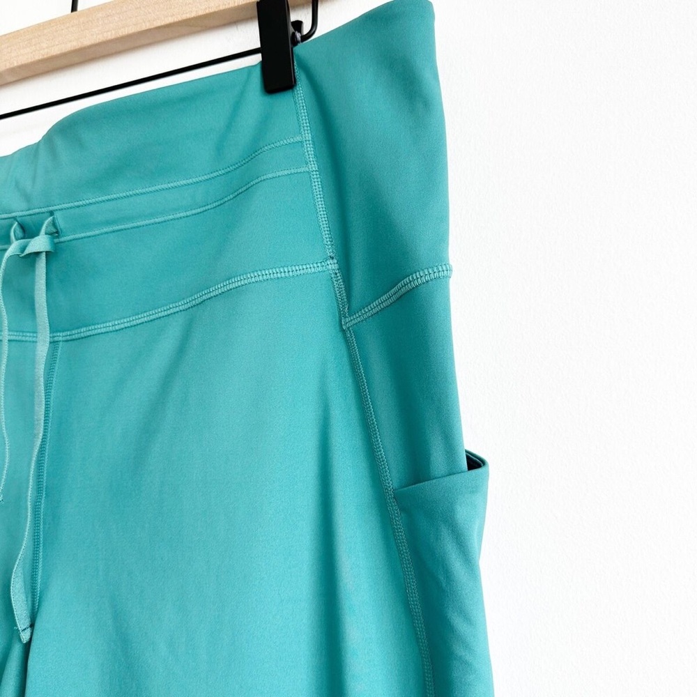Fabletics Teal Leggings with Pocket Medium High-Waisted Ultra Cool - Picture 3 of 8